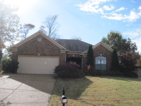 325 Village Dr, Oakland, TN 38060 