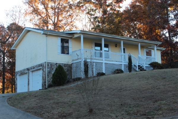 9910 Virginia Kay Ln, Harrison, TN 37341 