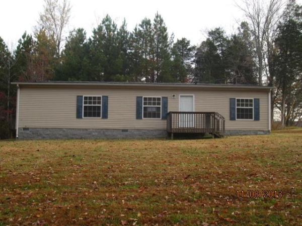 211 Old Stagecoach Ln, Erin, TN 37061 