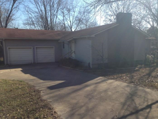 211 W Union St, Gleason, TN 38229 