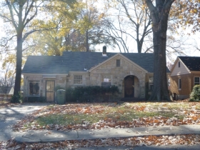 761 East Mckellar Ave, Memphis, TN 38106 