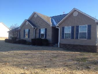 1000 Sir Lionel St, Dyersburg, TN 38024 