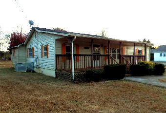 3333 Maple Ave, Strawberry Plains, TN 37871 