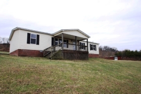 387 Potts Rd, Wartrace, TN 37183 