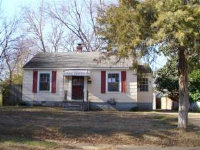 1241 Leawood St, Memphis, TN 38122 