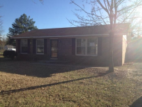 18 Bermuda Dr, Jackson, TN 38305 