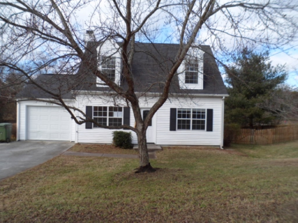 4700 Brierley Dr, Knoxville, TN 37921 