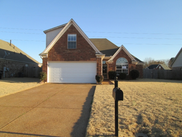 215 Mossy Springs Dr, Oakland, TN 38060 