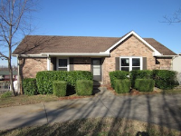 1885 Crestmont Ct, Clarksville, TN 37042 