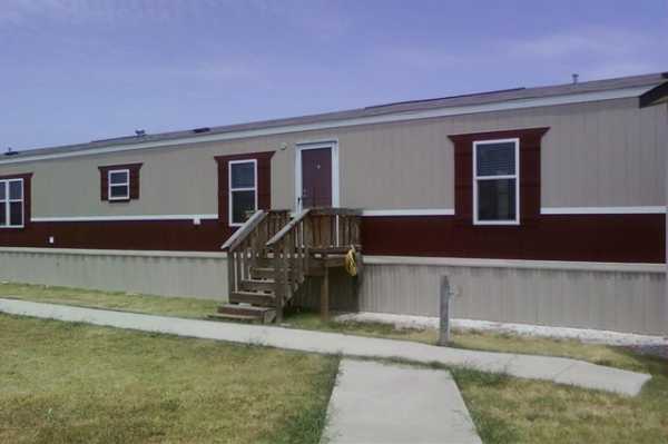 5020 TEXOMA PKWY, BLDG C, Denison, TX 75020 