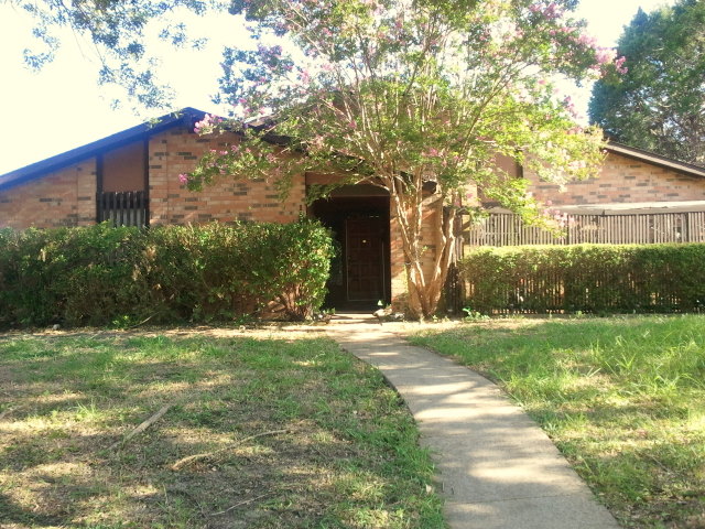 1122 Via Del Rey, Mesquite, TX 75150 