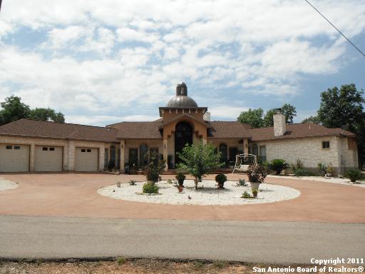 688 PR 7822, Natalia, TX 78059 