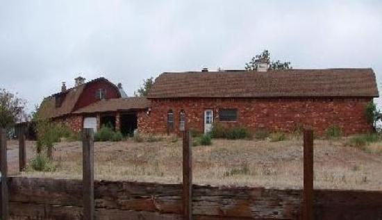 1001 S 6th, Memphis, TX 79245 