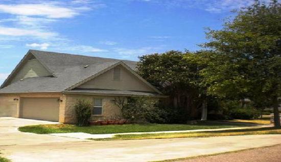 523 Indian Trail, Salado, TX 76571 