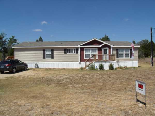 469 Green Valley Dr., Bastrop, TX 78602 