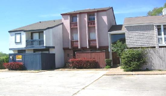 2302 Keel Court, Willis, TX 77318 