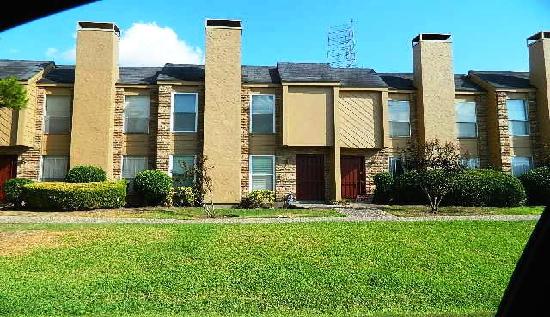 3303 West Greenridge Drive#46, Houston, TX 77057 