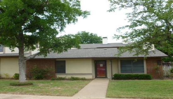 624 Ridgeline Drive, Hurst, TX 76053 