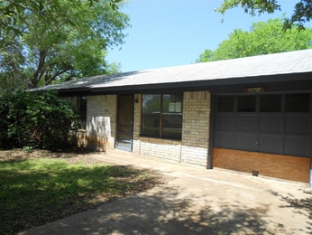 2821 Trails West, Pearsall, TX 78061 