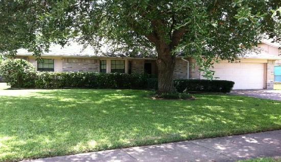 2303 Old Dixie Drive, Richmond, TX 77469 