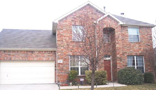 5105 Bay view Drive, Fort Worth, TX 76248 