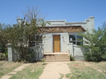 1229 Avenue J, Tahoka, TX 79373 