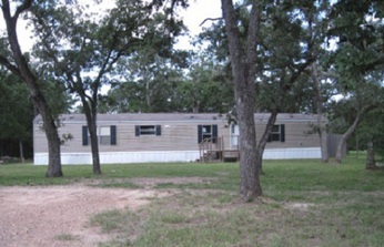 4 Glenwood Dr, Inez, TX 77968 