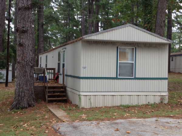 100 Sara Lane, # 727, Huntsville, TX 77340 
