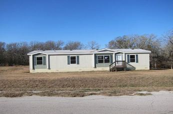 184 Luke Ln, Bastrop, TX 78602 