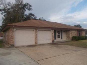 6125 Navajo Trail, Beaumont, TX 77708 