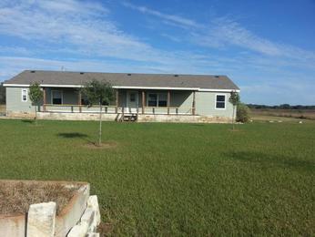 750 County Road 484, Blessing, TX 77419 