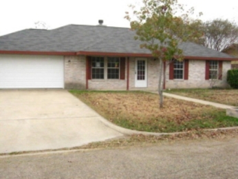 706 W Karnes Dr, Robinson, TX 76706 