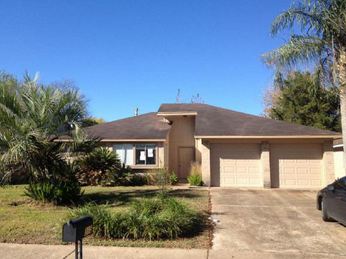 315 Capehill Dr, Webster, TX 77598 