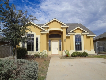 3616 Nubes Dr, Laredo, TX 78046 