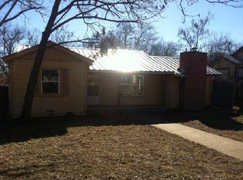 5604 Hiett Ct, Fort Worth, TX 76112 