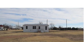 809 Ave G SW, Childress, TX 79201 