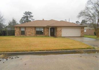 2205 Summer Oak Ln, Orange, TX 77632 