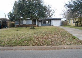 3011 Melody Dr, La Marque, TX 77568 