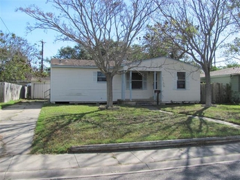 1438 Maryland Dr, Corpus Christi, TX 78415 