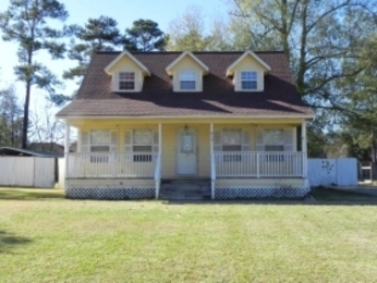 218 Rustic Ln, Lumberton, TX 77657 