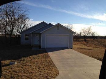 2402 NE 6th Street, Mineral Wells, TX 76067 