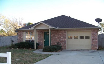 224 Half St, Lindale, TX 75771 