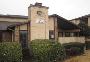 414 Matthews Dr Bldg D, Arlington, TX 76012 