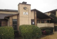 414 Matthews Dr Bldg D, Arlington, TX 76012 