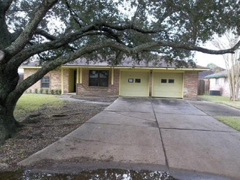 405 Tiegs St, League City, TX 77573 