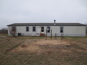 1610 Silvermine Road, Dale, TX 78616 