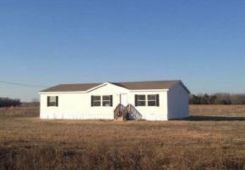 1085 County Road 4935, Trenton, TX 75490 