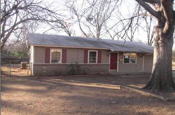 1800 England Rd, Arlington, TX 76013 