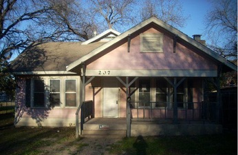207 N Avenue K, Clifton, TX 76634 