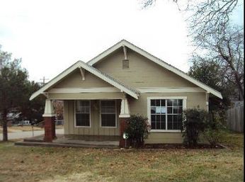 1300 W Chestnut St, Denison, TX 75020 